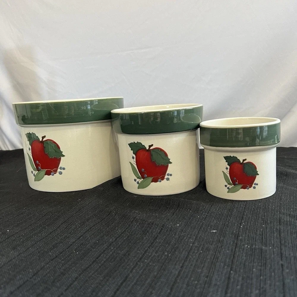 VTG Style Apple Ceramic Crock Set 3 Piece Nesting Kitchen Canisters Green Rim - Picture 3 of 14